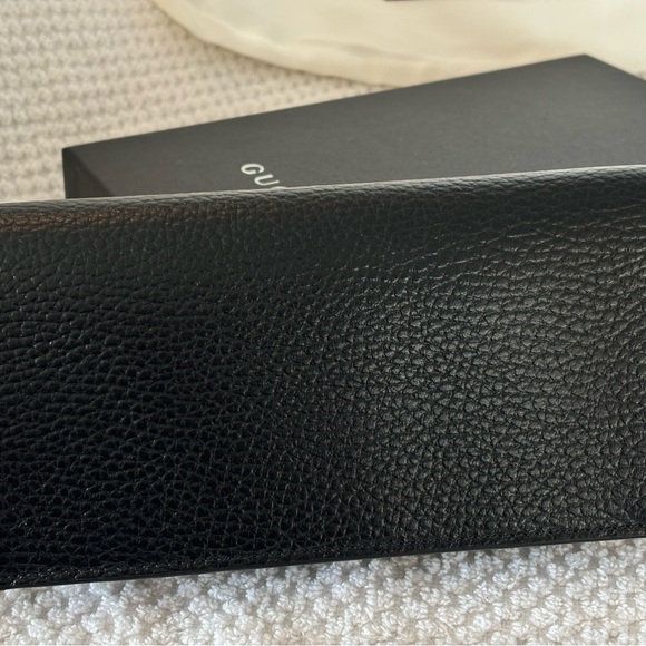 Black slim authentic Gucci leather wallet with 11 card slot holder - Picture 6 of 9